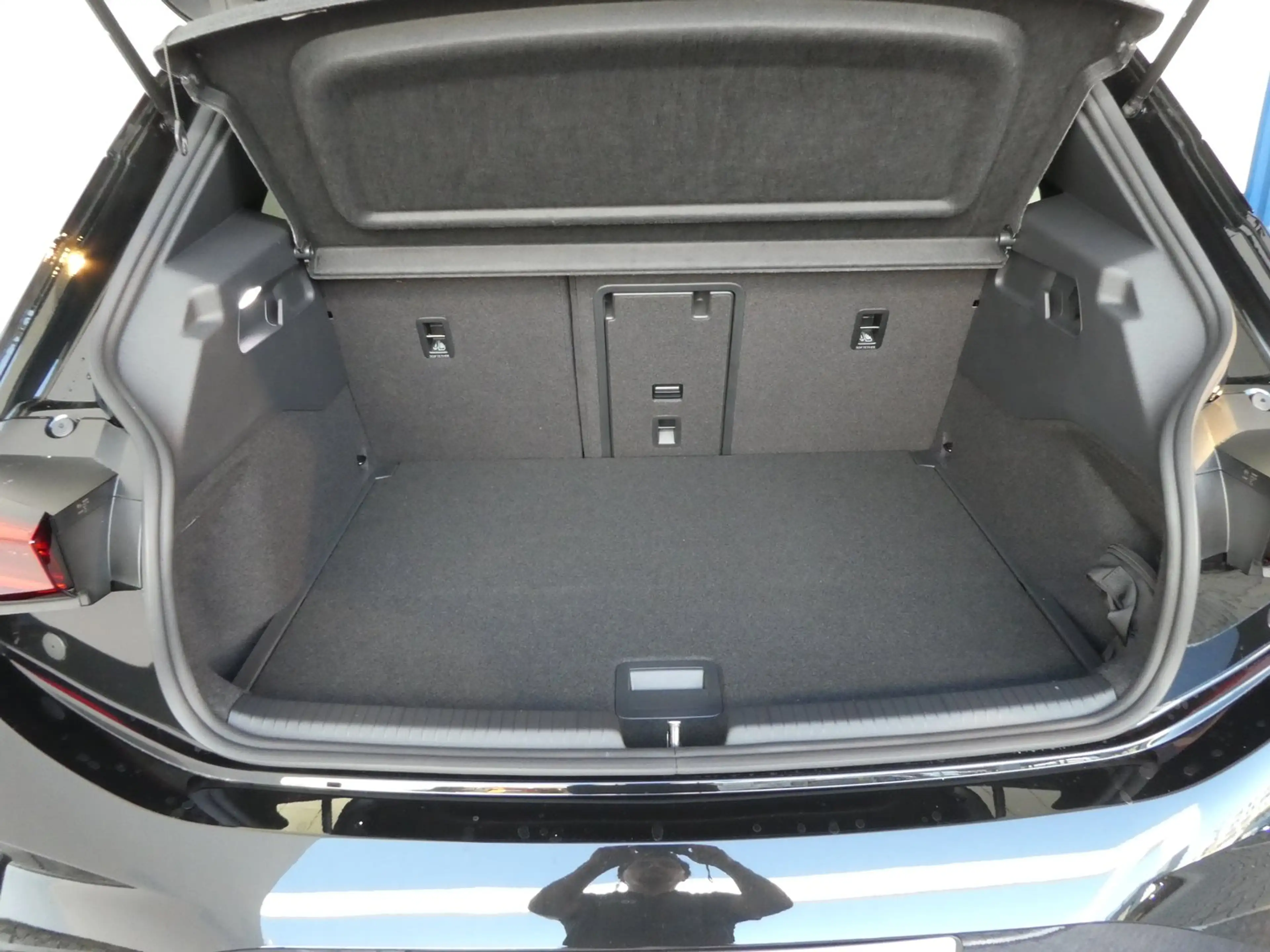 CUPRA Born PLUS 58/61 140kW/190PS — photo 13