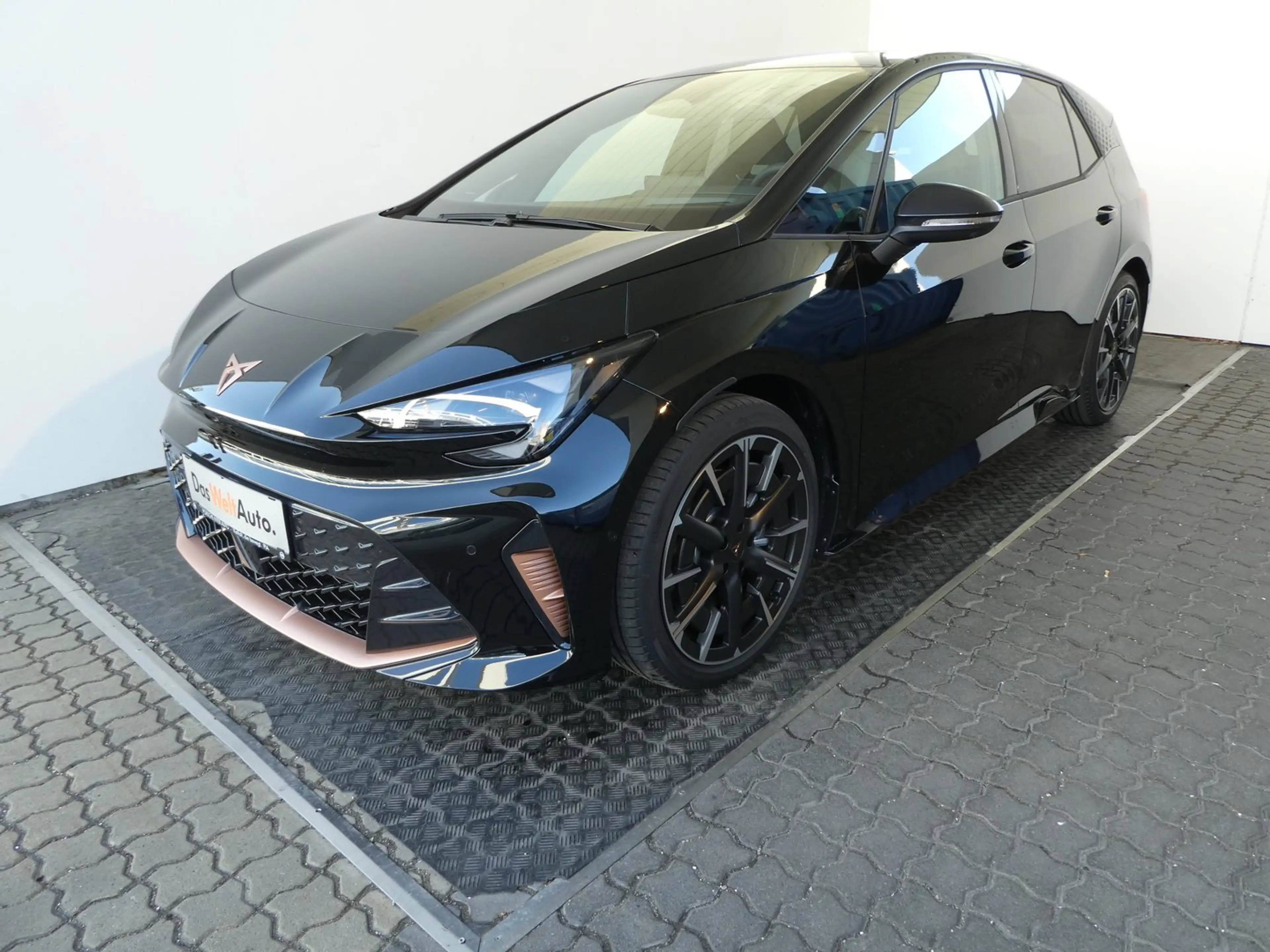CUPRA Born PLUS 58/61 140kW/190PS — photo 2