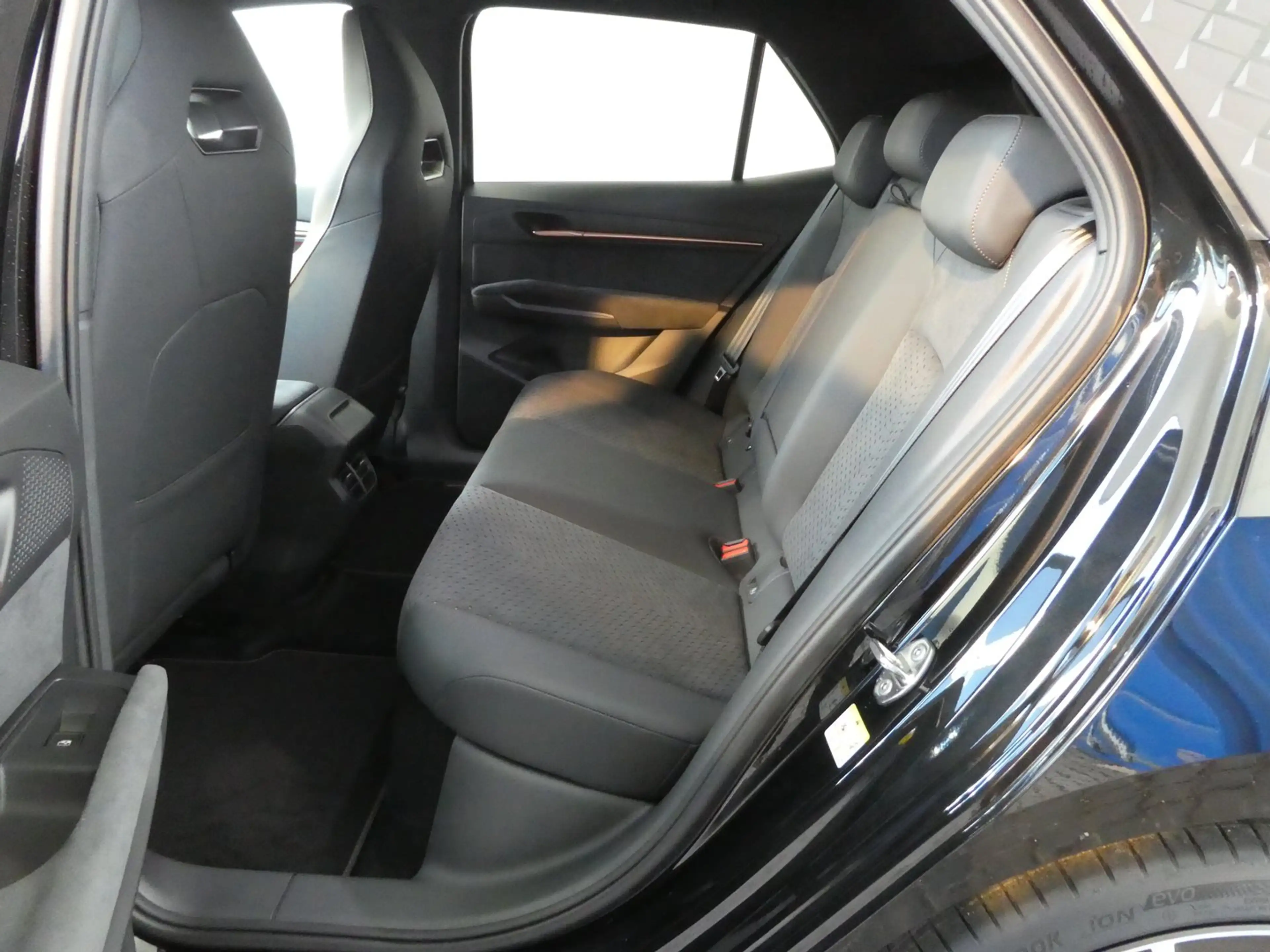 CUPRA Born PLUS 58/61 140kW/190PS — photo 8