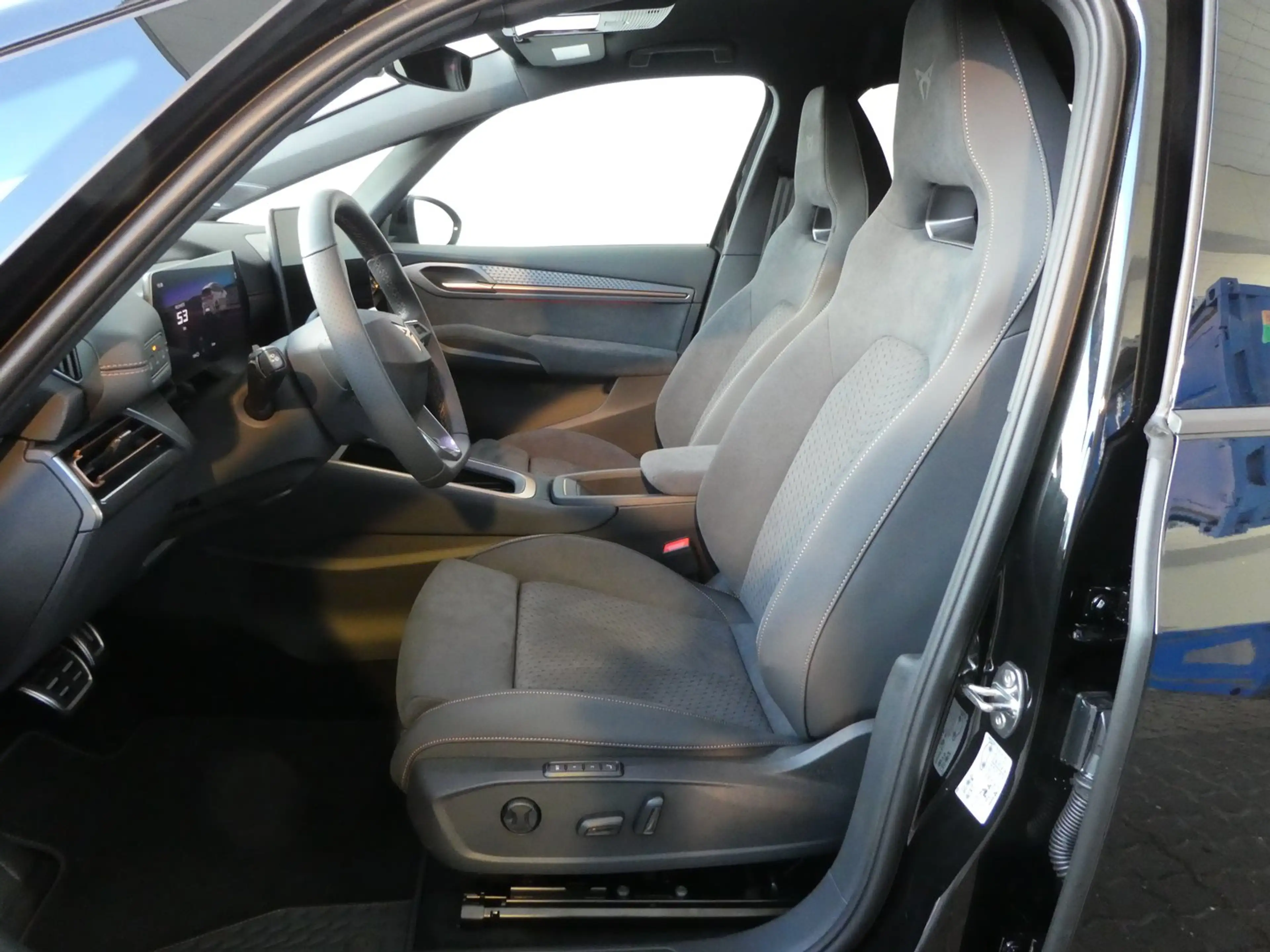 CUPRA Born PLUS 58/61 140kW/190PS — photo 4