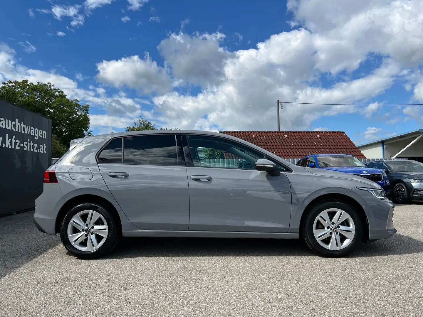 Volkswagen Golf Life 1,5 TSI ACT | NP: €36.300 Grau - 2