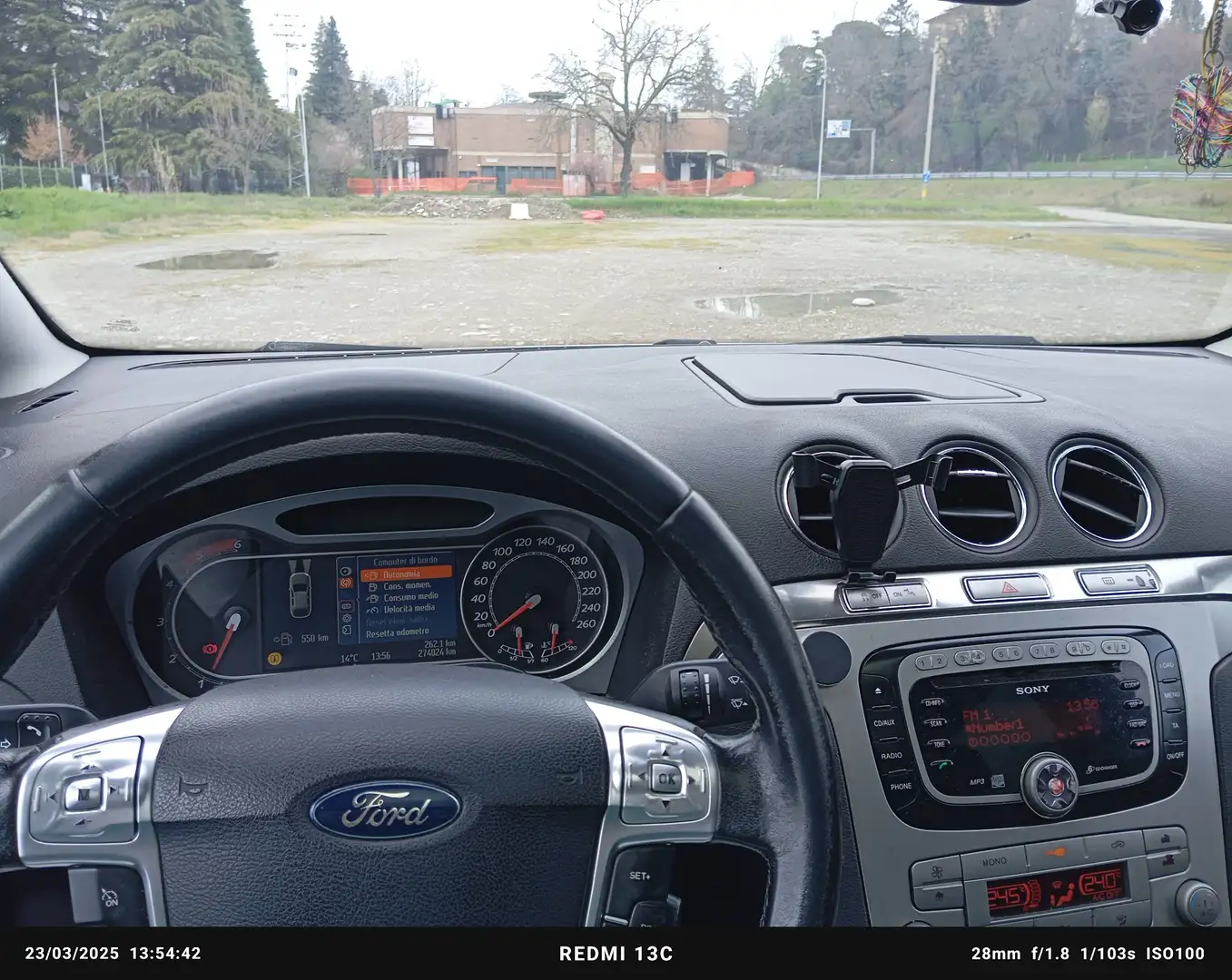 Ford S-Max 2.0 tdci Titanium dpf - 1