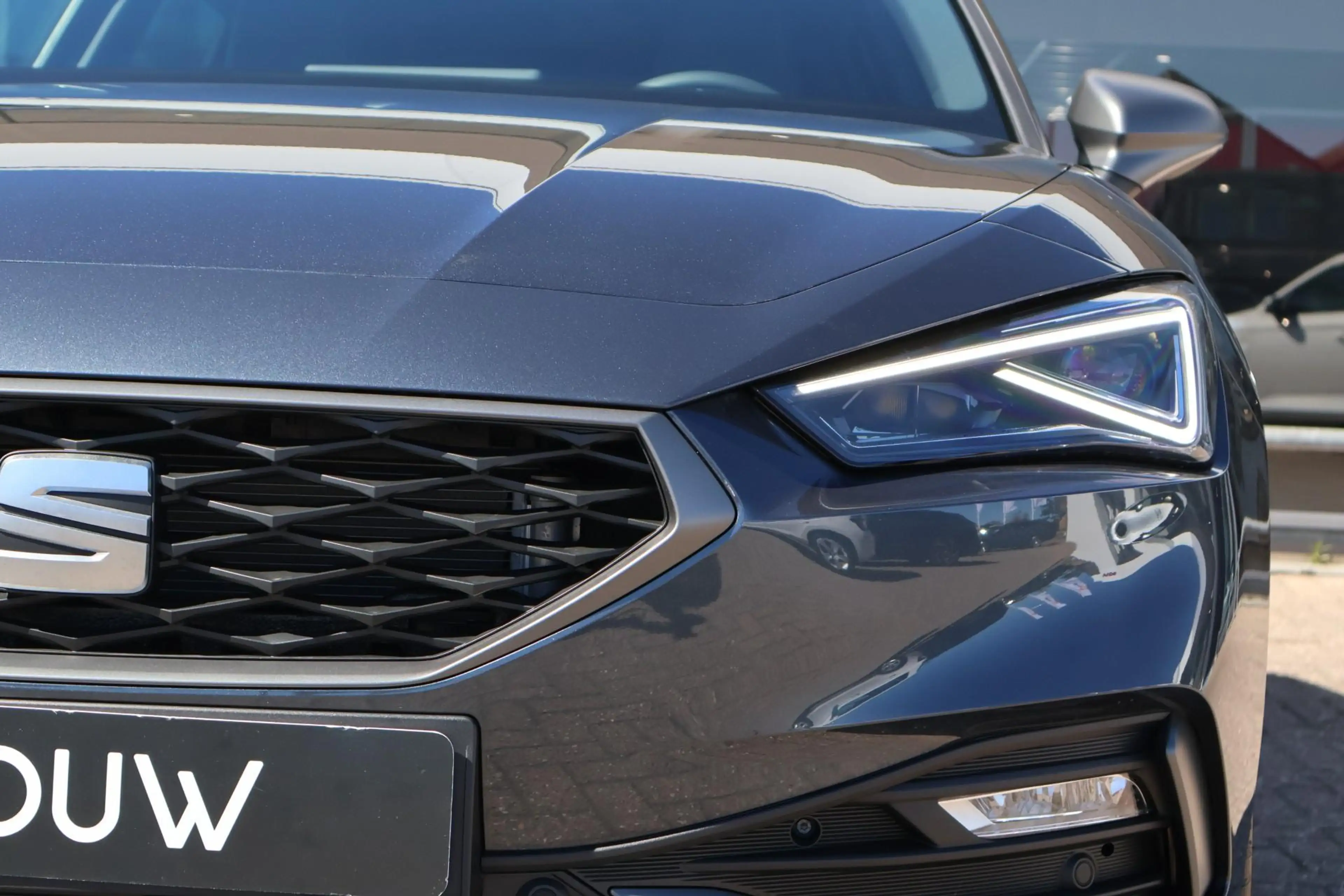 SEAT Leon e-Hybrid Sportstourer 1.5 TSI 204pk FR Business | Panoramad — photo 7