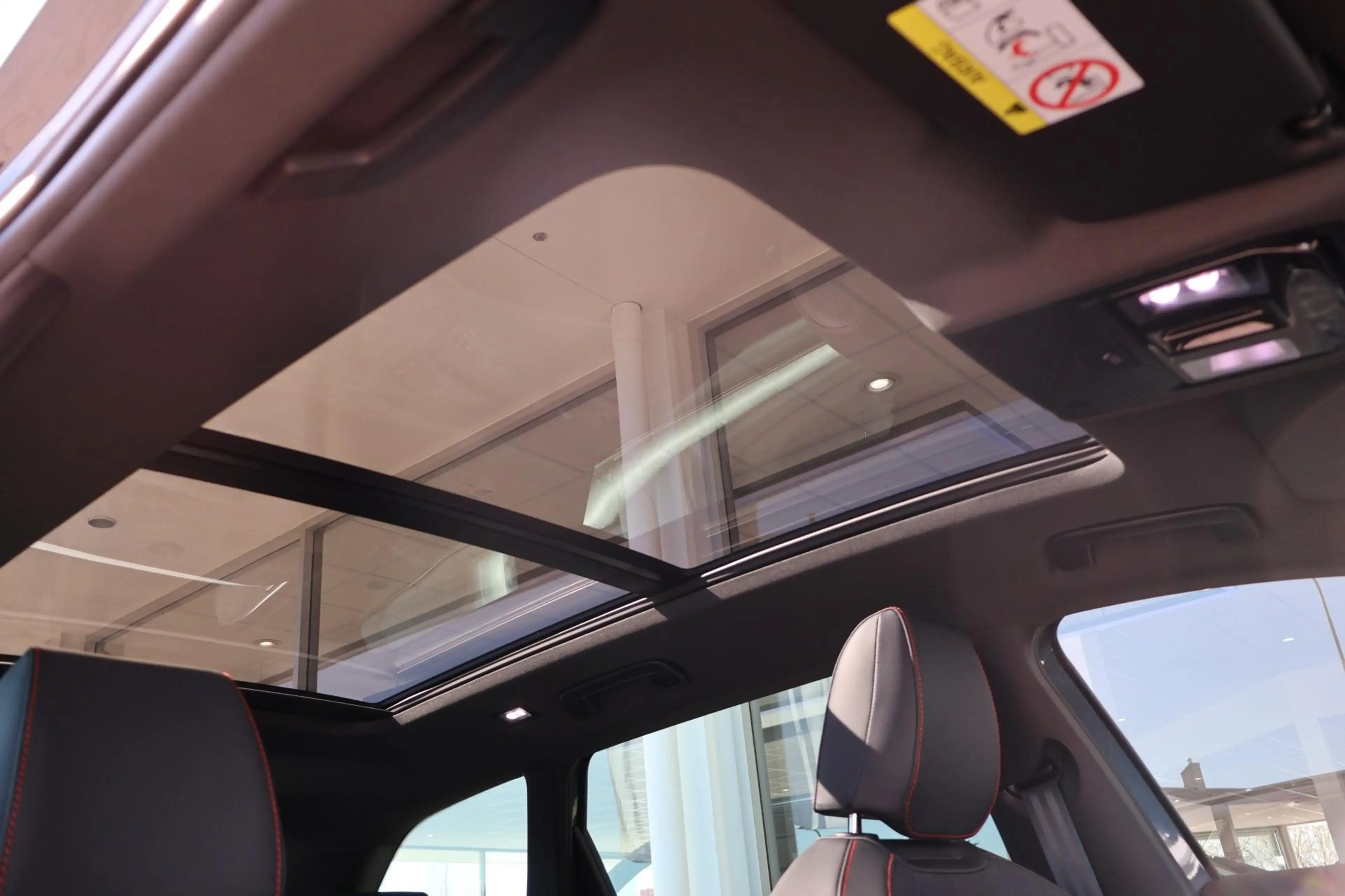 SEAT Leon e-Hybrid Sportstourer 1.5 TSI 204pk FR Business | Panoramad — photo 14