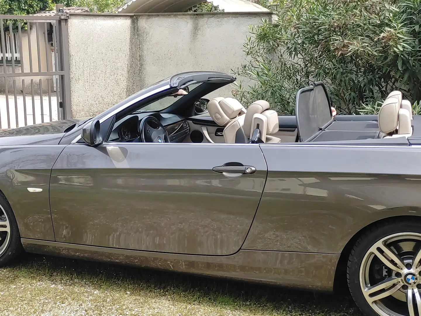 BMW 330 330d Cabrio Futura FL Bronzo - 1