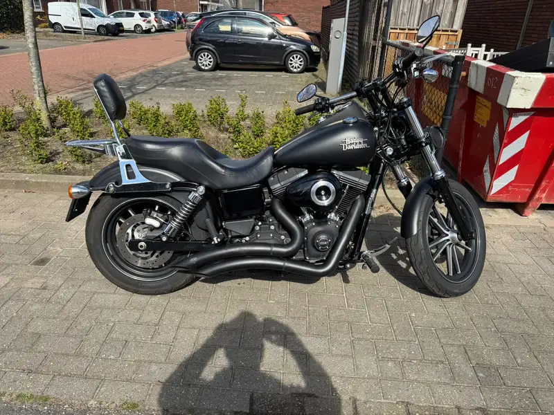Harley-Davidson Dyna Street Bob - foto 3