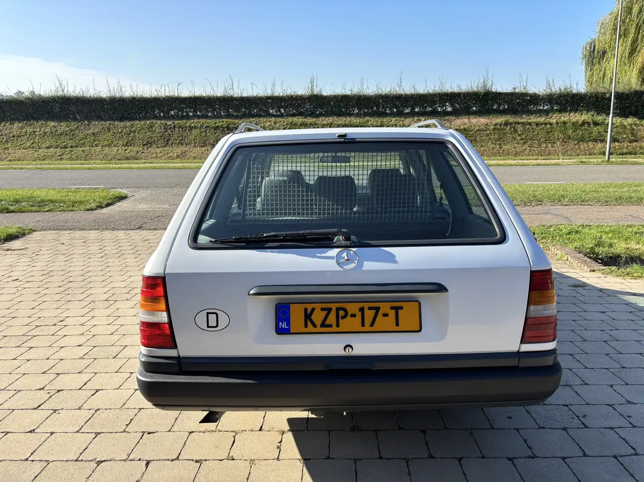Mercedes-Benz 250 TD, foto 5