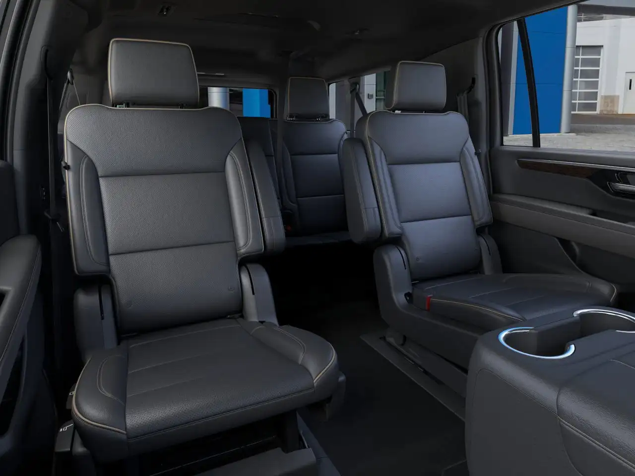 Chevrolet Suburban снимка Chevrolet Suburban
