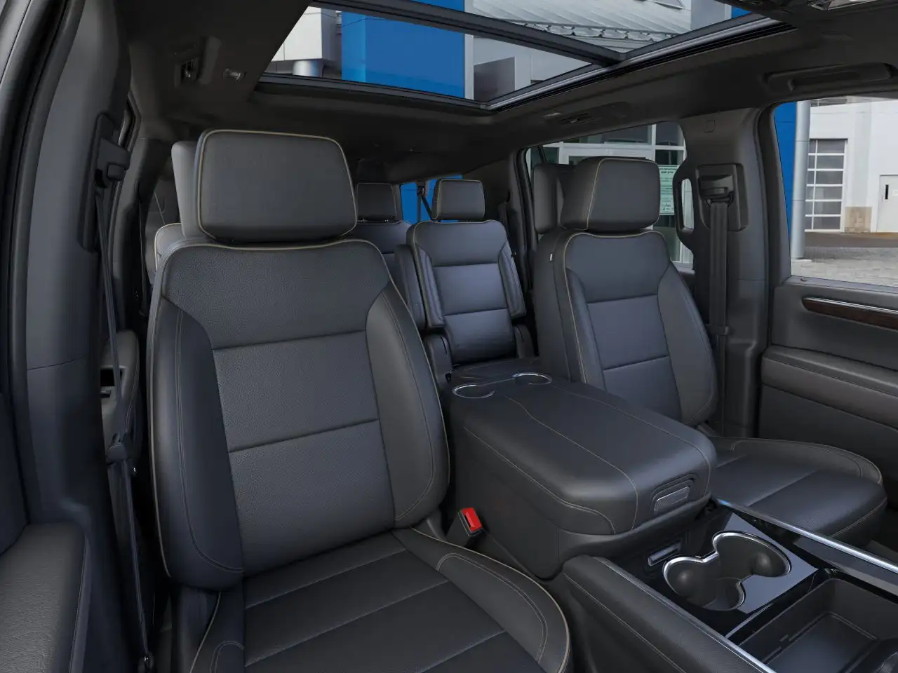 Chevrolet Suburban снимка Chevrolet Suburban
