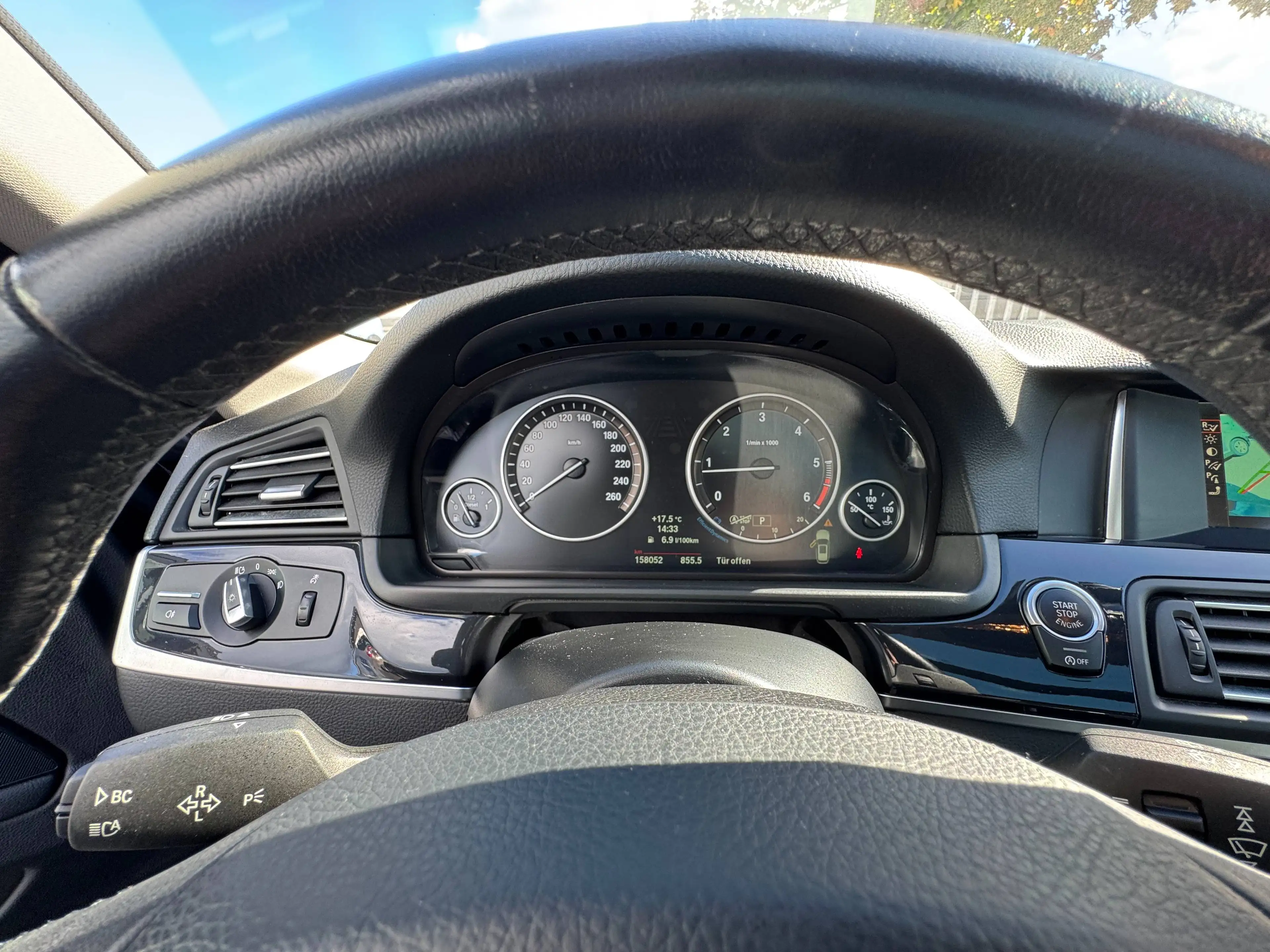 BMW 525 525 d AUTOMATIK*PANORAMA*MEMORY*360 KAMERA*20 ZOLL FELGEN*ANHÄNGERKUPPLUNG*BLUETOOTH*BI-XENON*MEGA SCHÖN** — photo 12