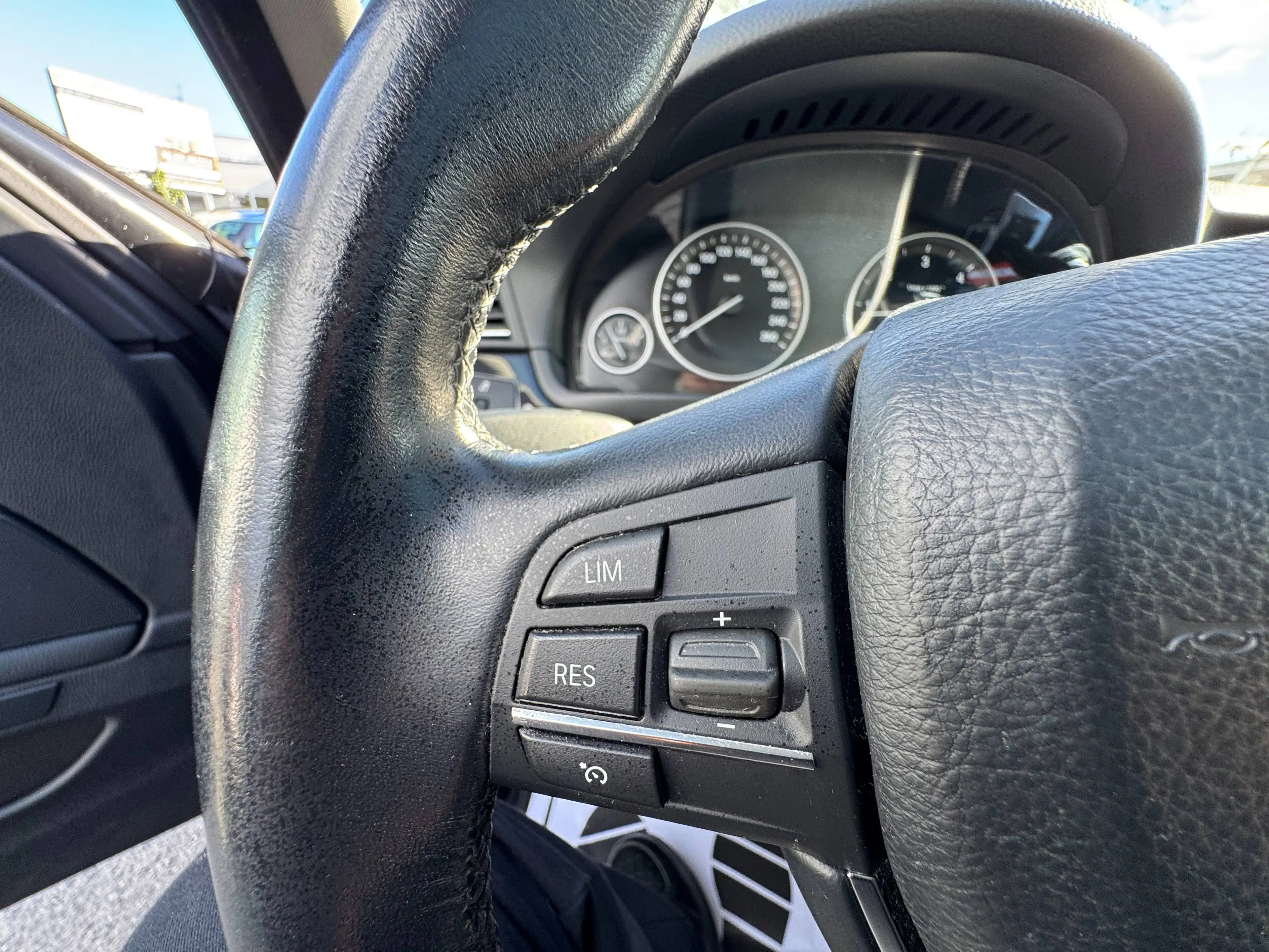 BMW 525 525 d AUTOMATIK*PANORAMA*MEMORY*360 KAMERA*20 ZOLL FELGEN*ANHÄNGERKUPPLUNG*BLUETOOTH*BI-XENON*MEGA SCHÖN** — photo 14