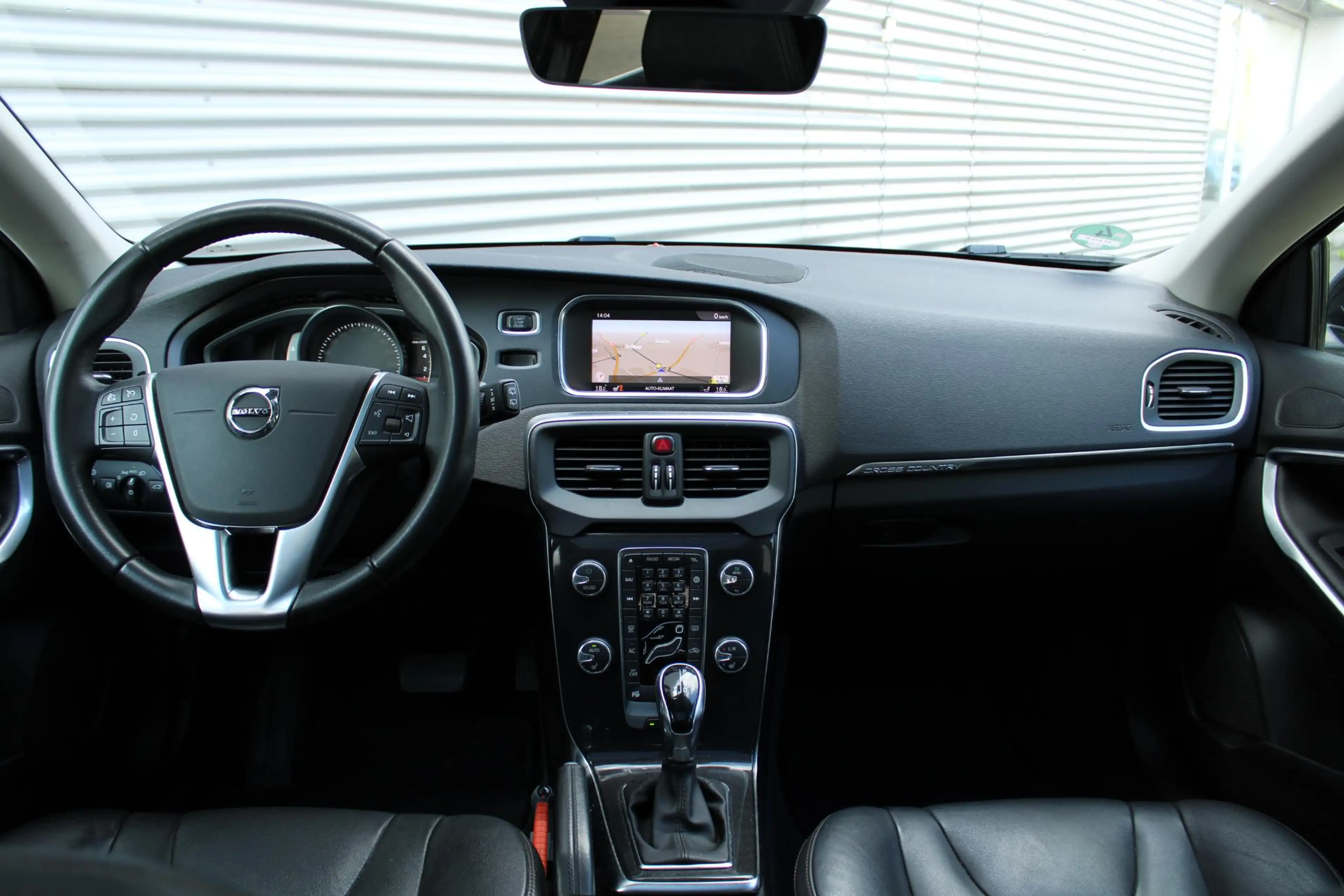 Volvo V40 Cross Country 1.5 T3 Polar+ Luxury | Afneembare Trekhaak | Alarm — photo 5