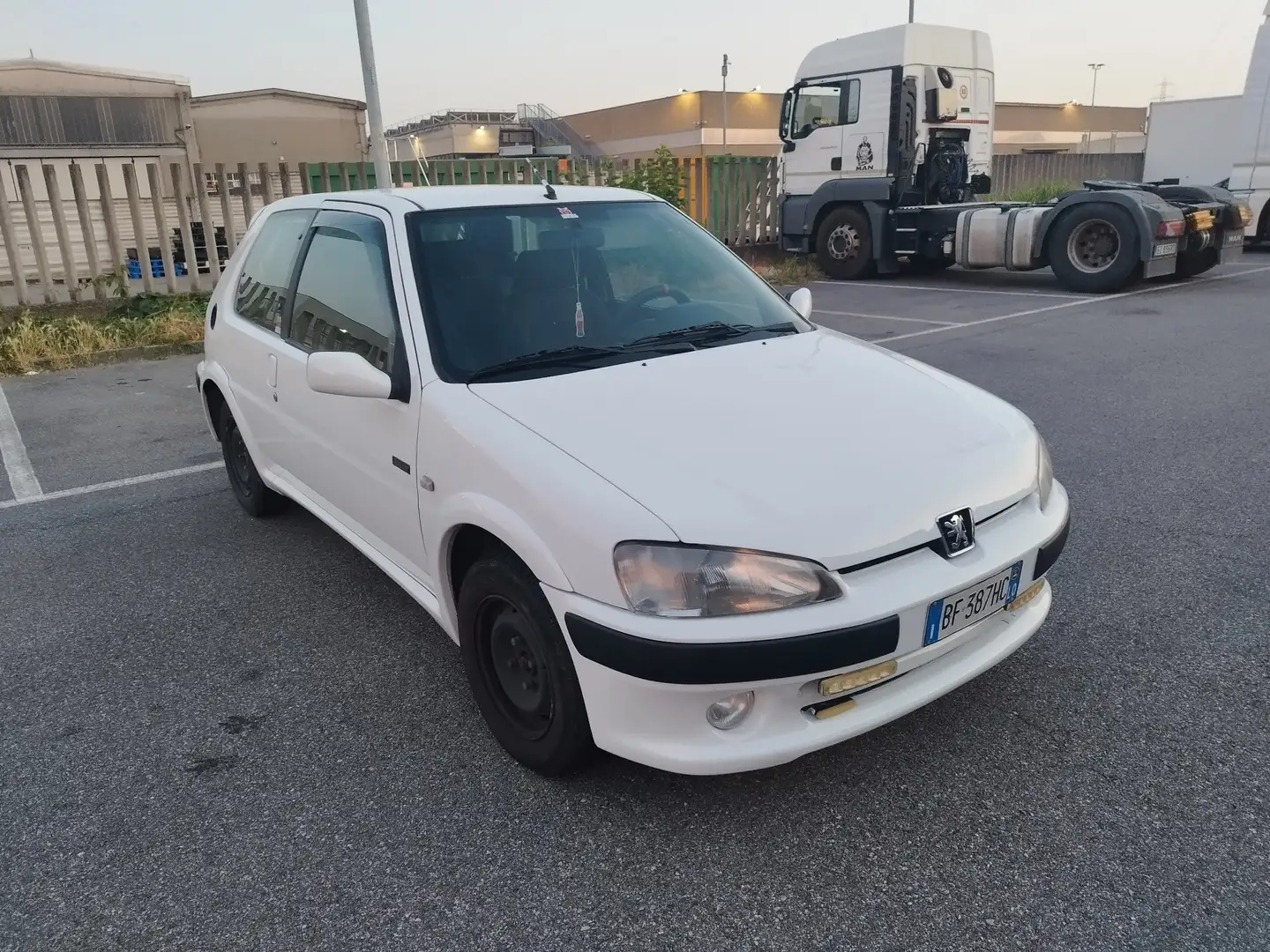 Peugeot 106 1.1 Sport - 2