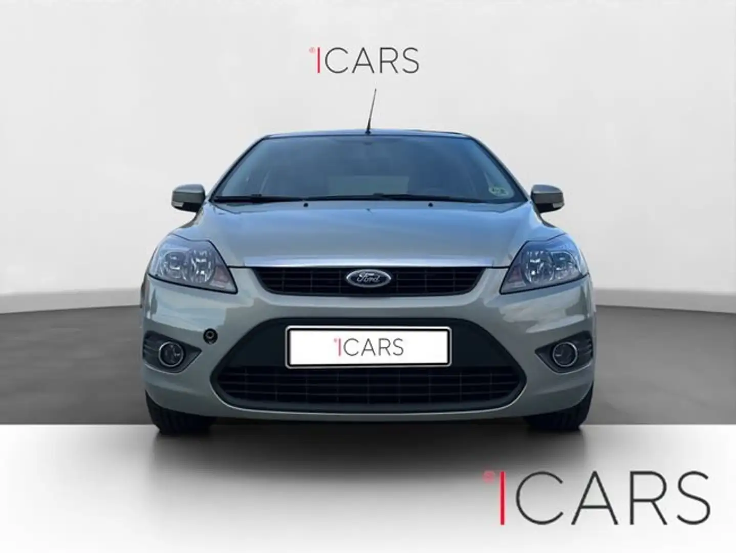 Ford Focus 1.6TDCi Trend Grau - 2