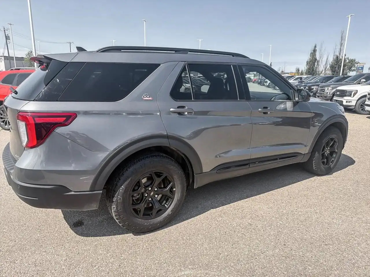 Ford Explorer снимка Ford Explorer