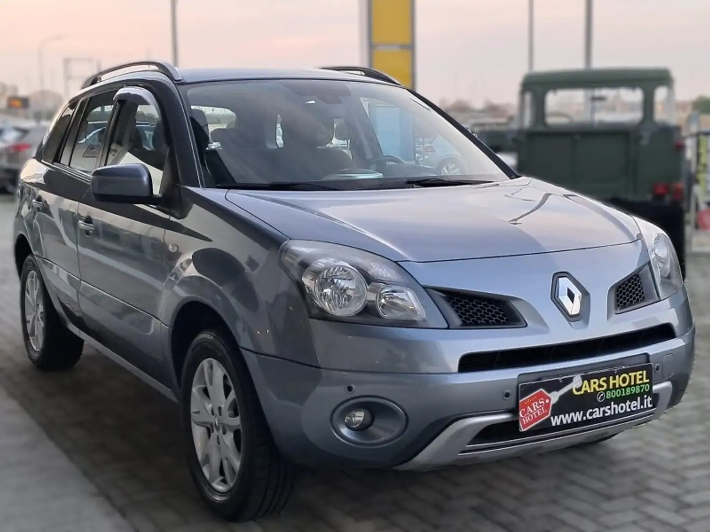 Renault Koleos 2.0 dCi 150 CV 4X4 Dynamique Gri - 2