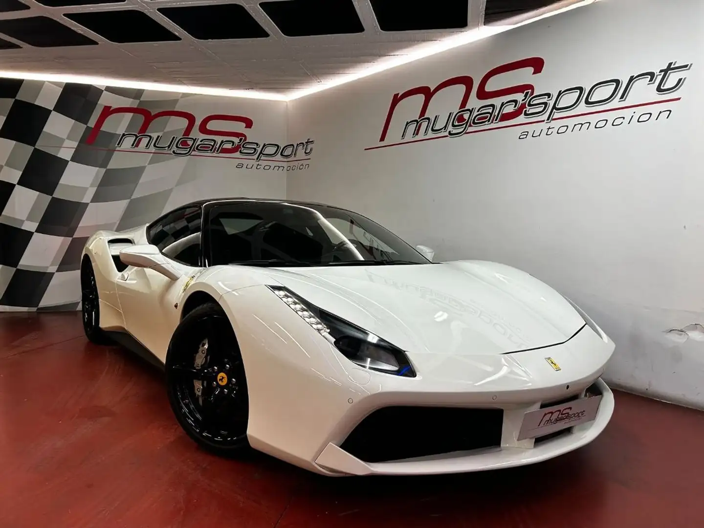 Ferrari 488 GTB Fehér - 1