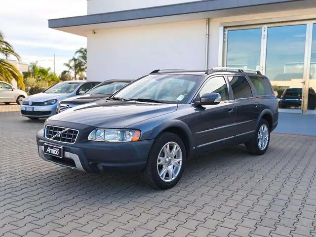 Volvo XC70 2.4 D5 20V AWD Summum Solo 130.000km