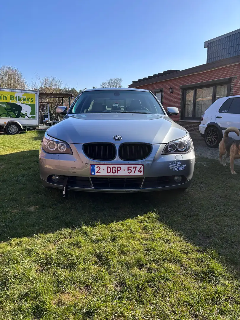 BMW 525 525i - 1