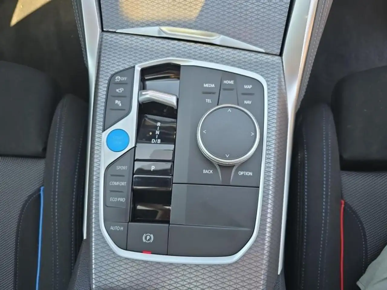 BMW i4 2026 — фото 14