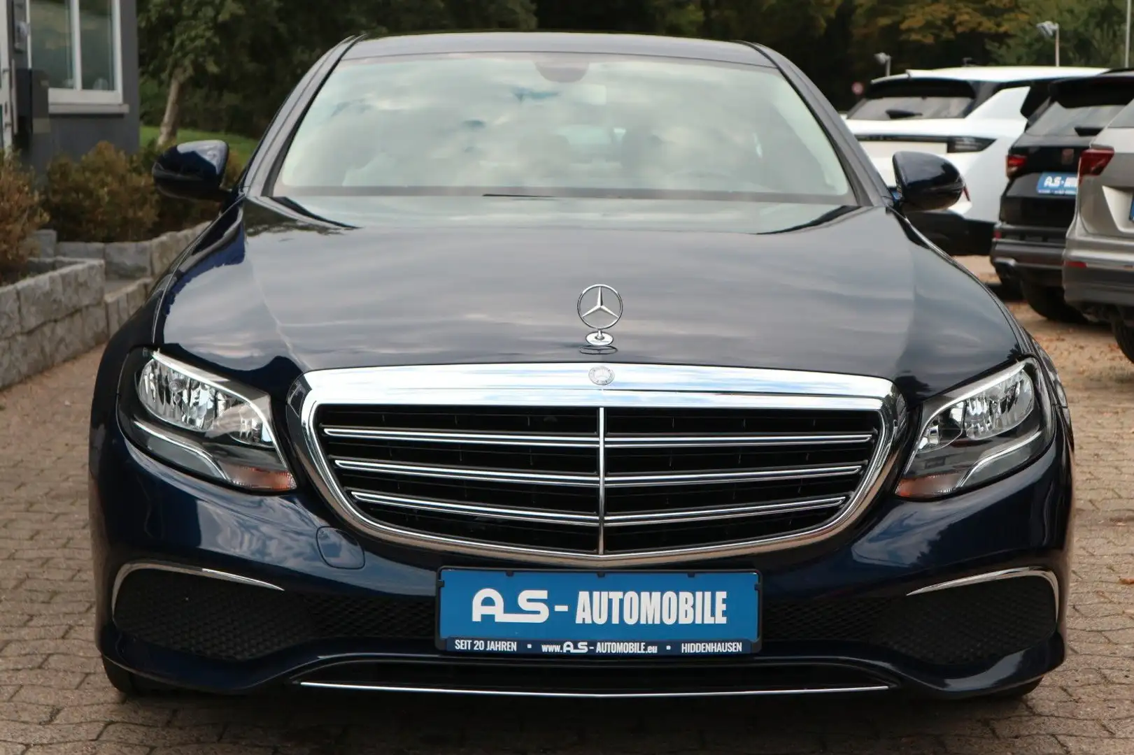 Mercedes-Benz E 200 Lim. *ORIGINAL 33 TKM/G-TRONIC/TEMP/KLIMA* Blau - 2