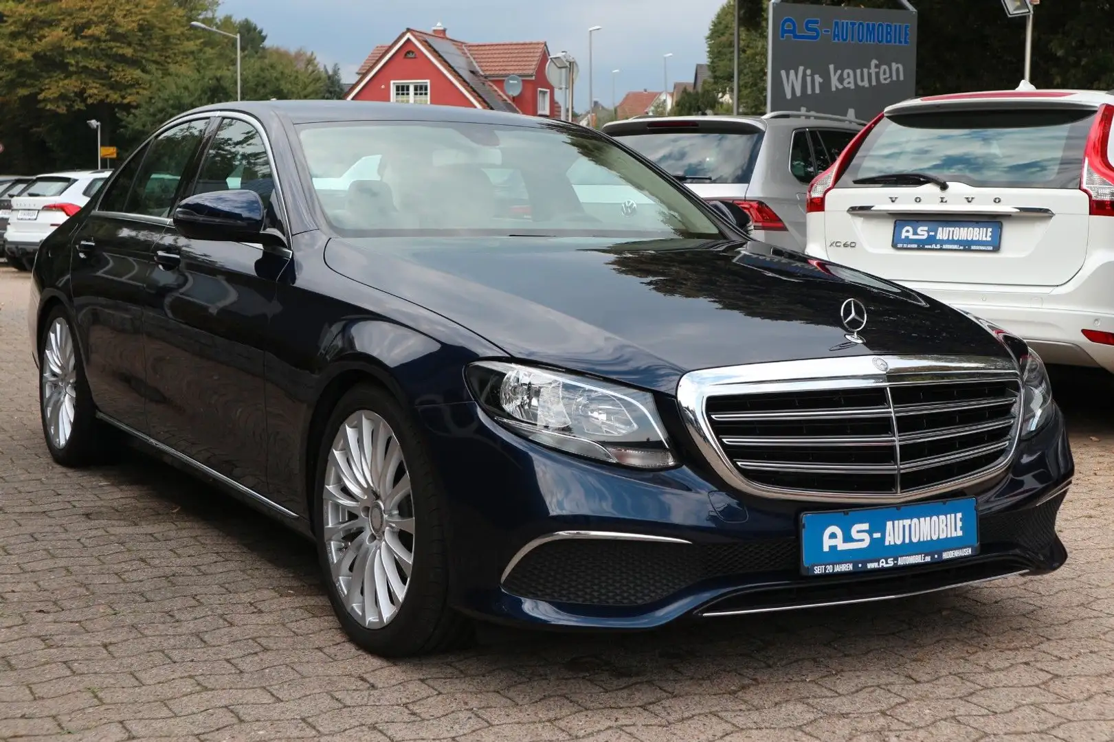 Mercedes-Benz E 200 Lim. *ORIGINAL 33 TKM/G-TRONIC/TEMP/KLIMA* Blau - 1