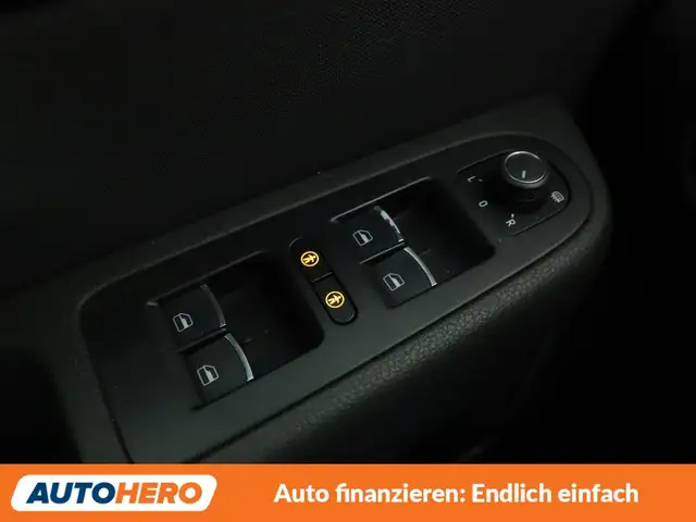 Volkswagen Sharan view 28