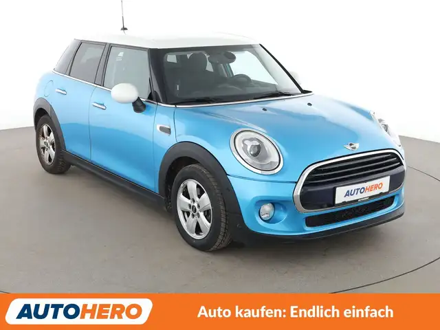 Mini Cooper Cooper view 8