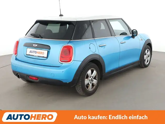 Mini Cooper Cooper view 6