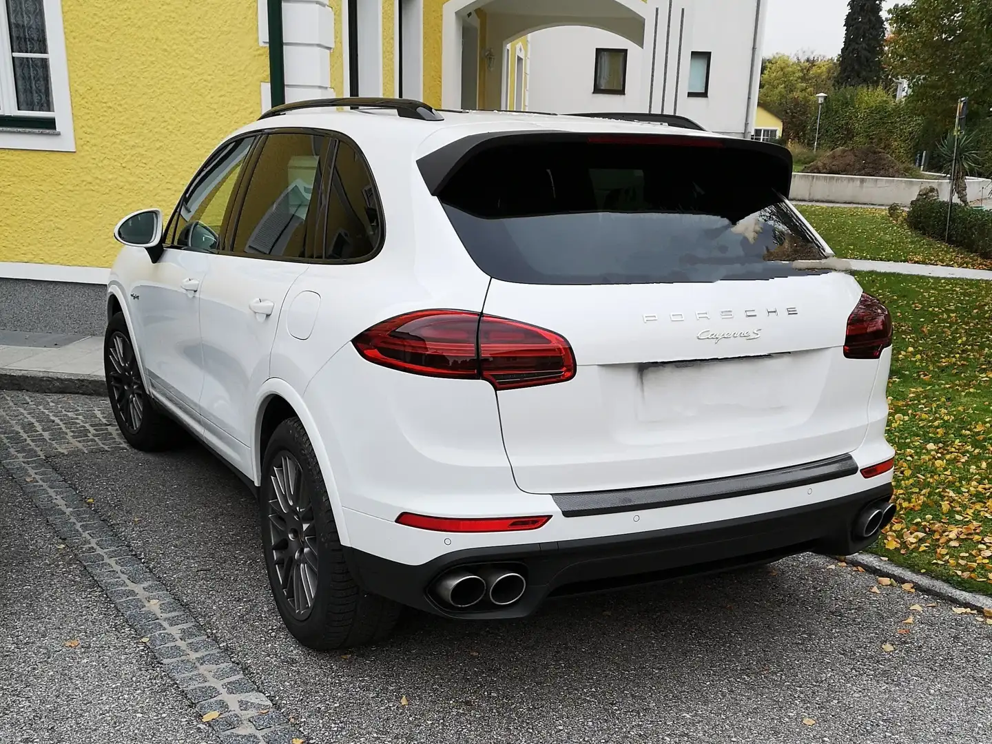 Porsche Cayenne Cayenne III S Aut. E - Hybrid Platinum Edition Weiß - 1