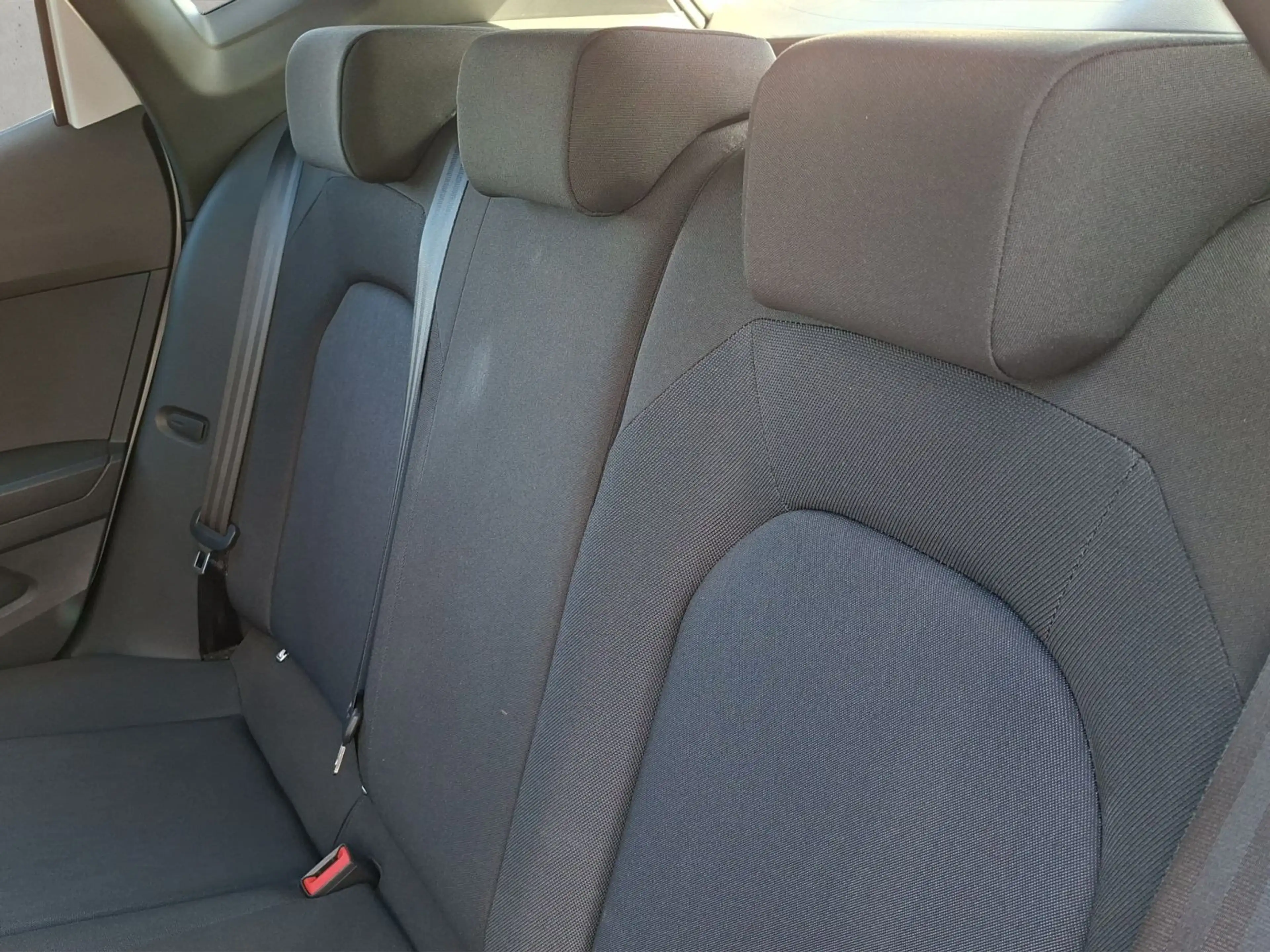 SEAT Arona 1.0 TSI FR Automatik — photo 14