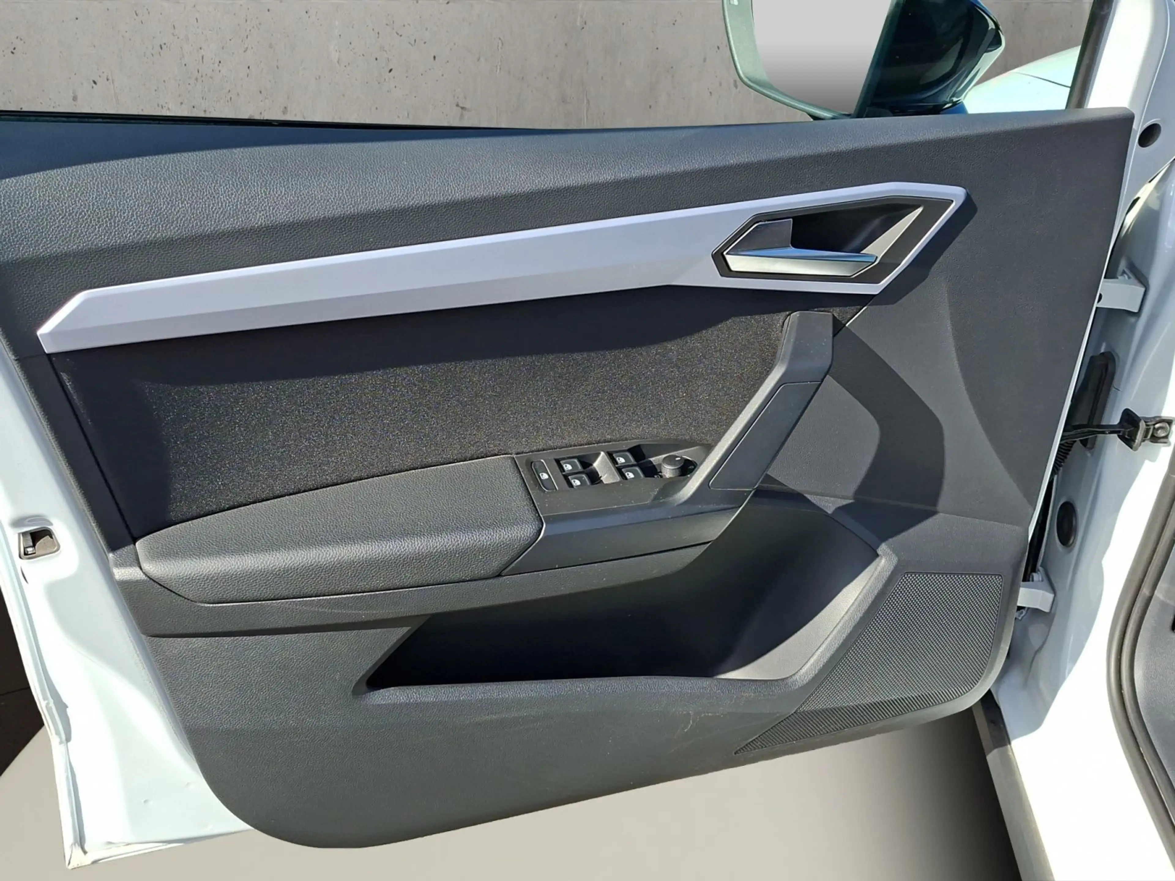 SEAT Arona 1.0 TSI FR Automatik — photo 12