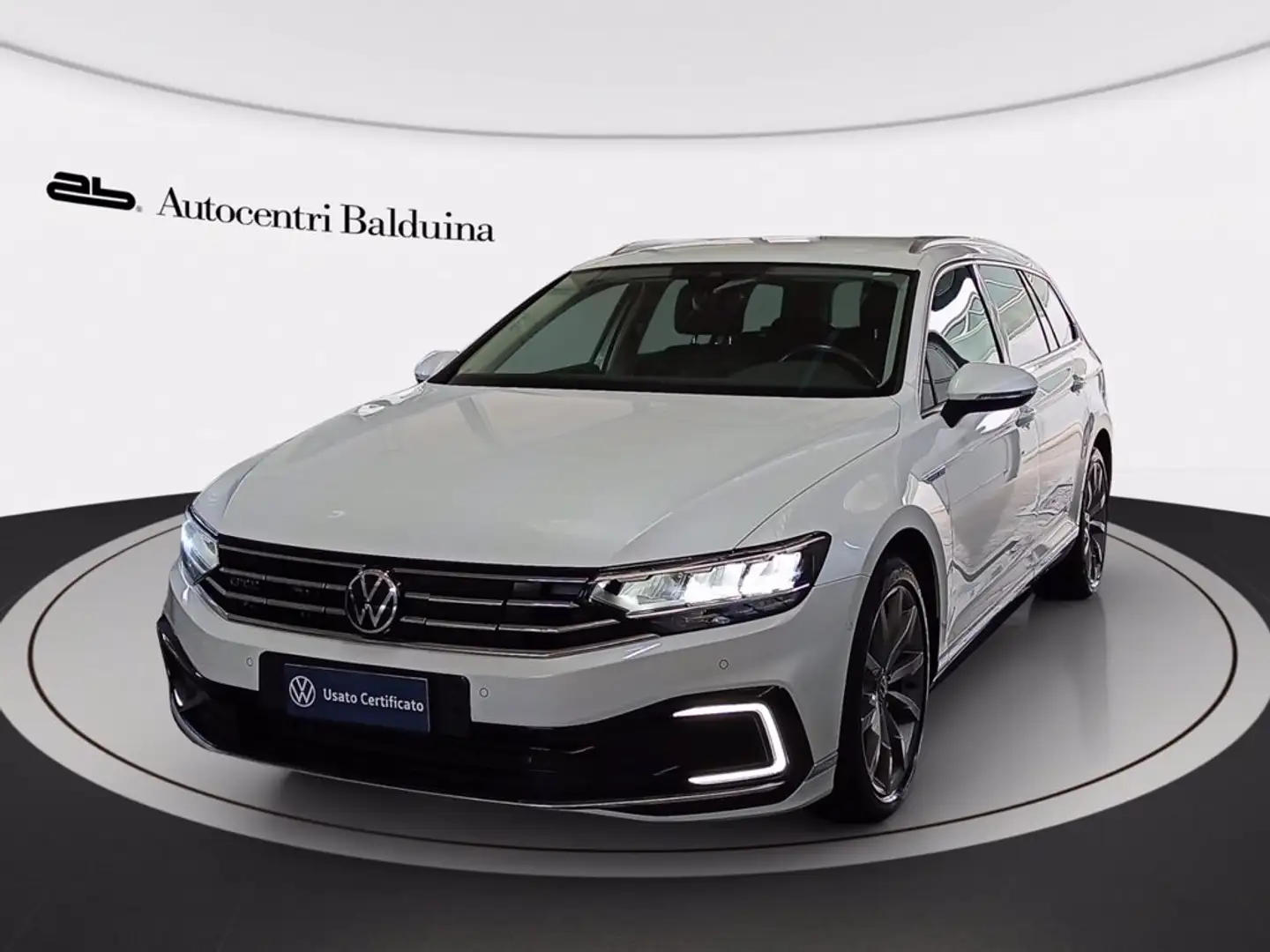 Volkswagen Passat Variant 1.4 phev gte dsg Bianco - 1
