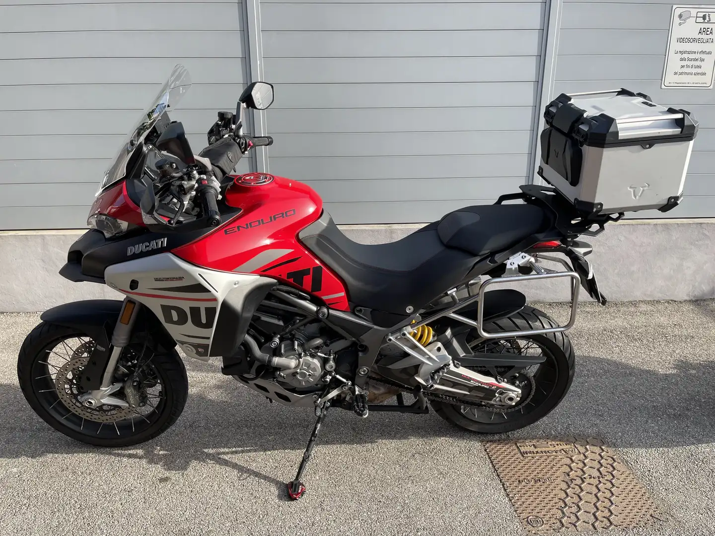 Ducati Multistrada 1200 Enduro Roşu - 2