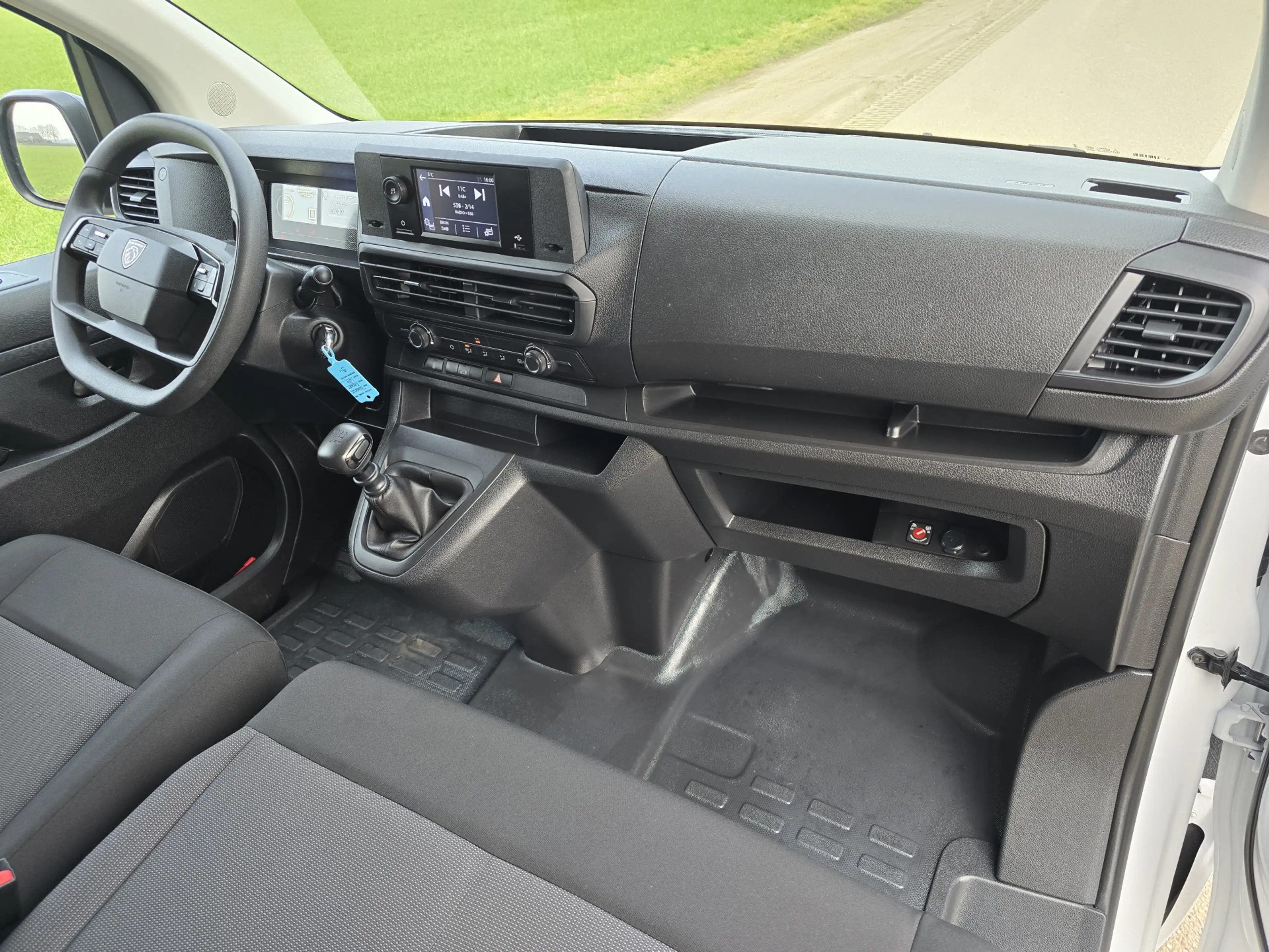 Peugeot Expert 1.5 BlueHDi S&S L2 - 120 Pk - Euro 6 - Airco - Cru — photo 13