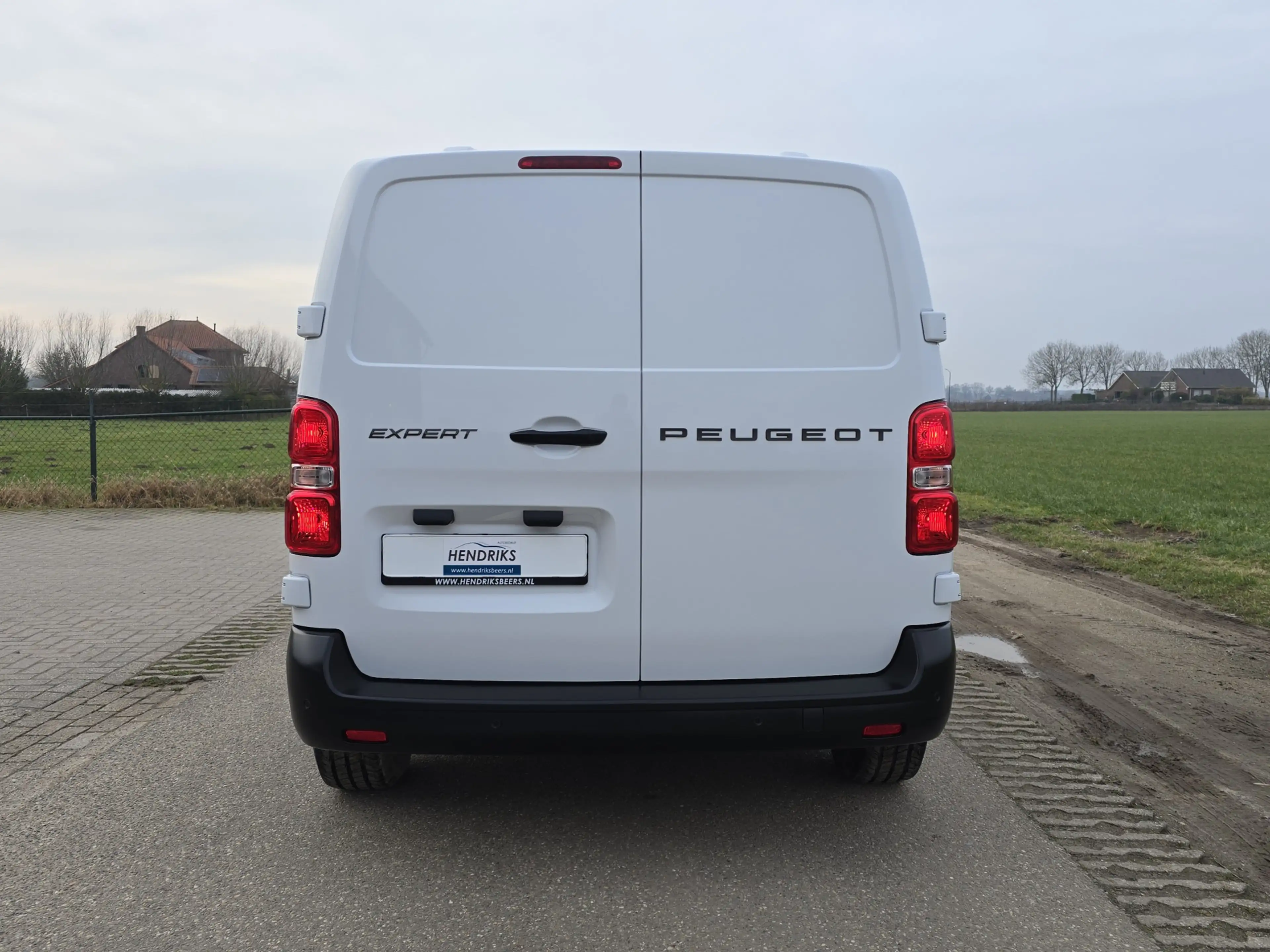 Peugeot Expert 1.5 BlueHDi S&S L2 - 120 Pk - Euro 6 - Airco - Cru — photo 4