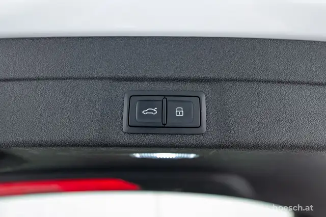 Audi A5 view 9