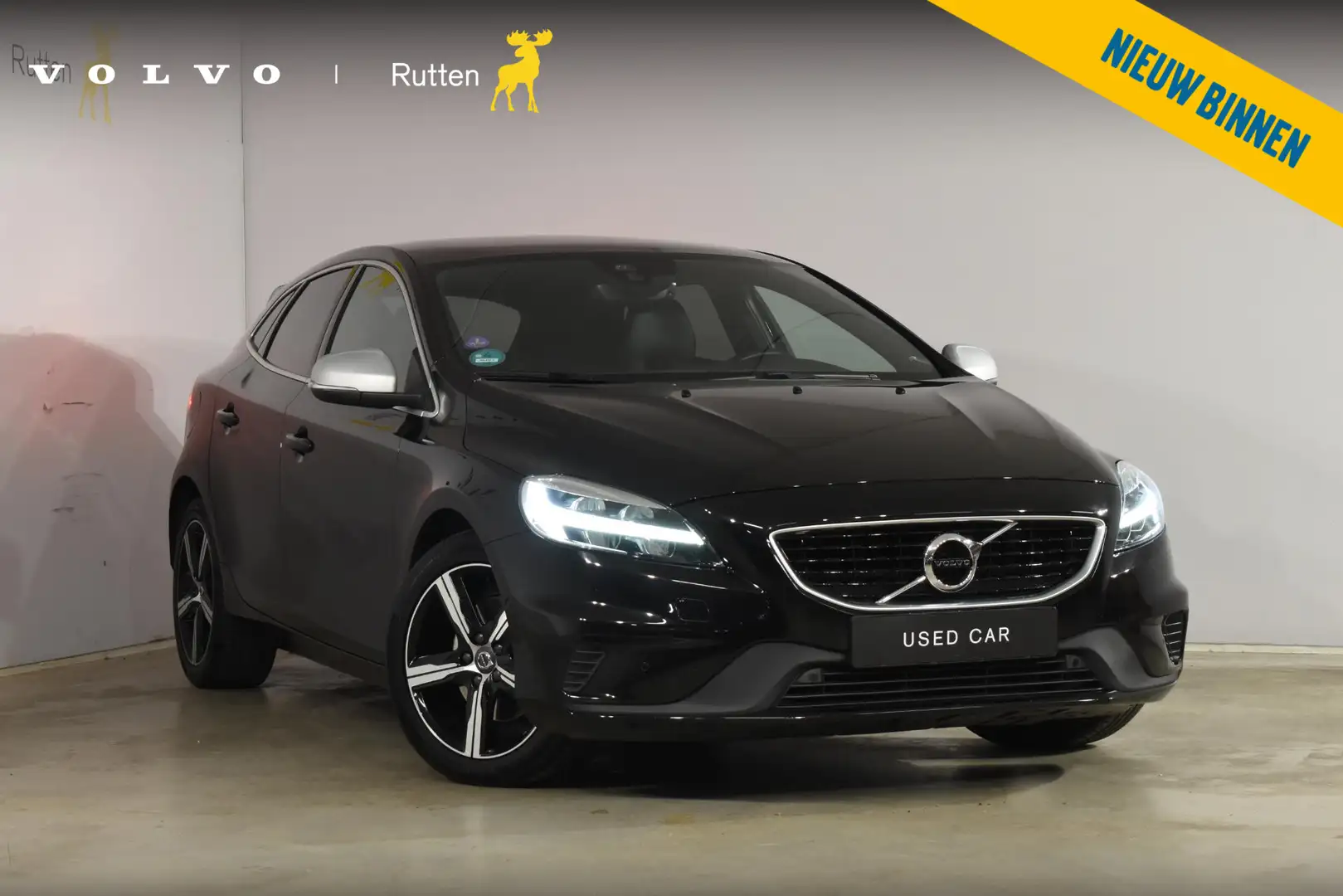 Volvo V40 T4 190PK Business Sport R-Design / Navigatie / Tre Noir - 1