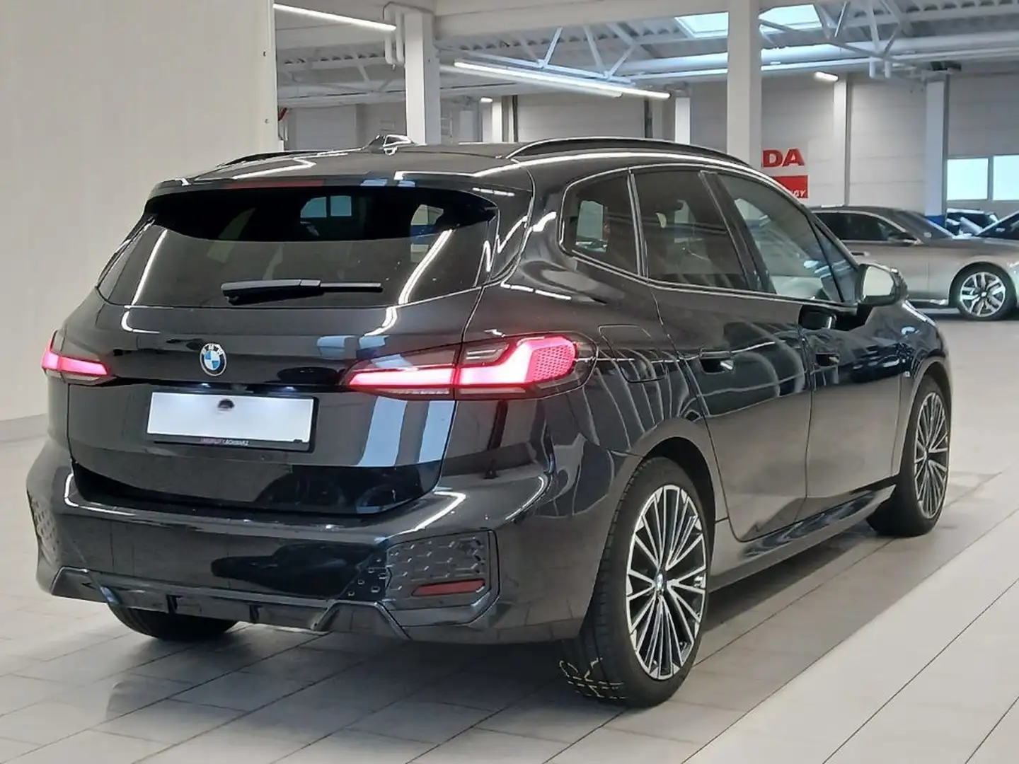 BMW 218 i Active Tourer M Sport MASSAGE/ADAPTLED/HUD/MMRY/ Schwarz - 2