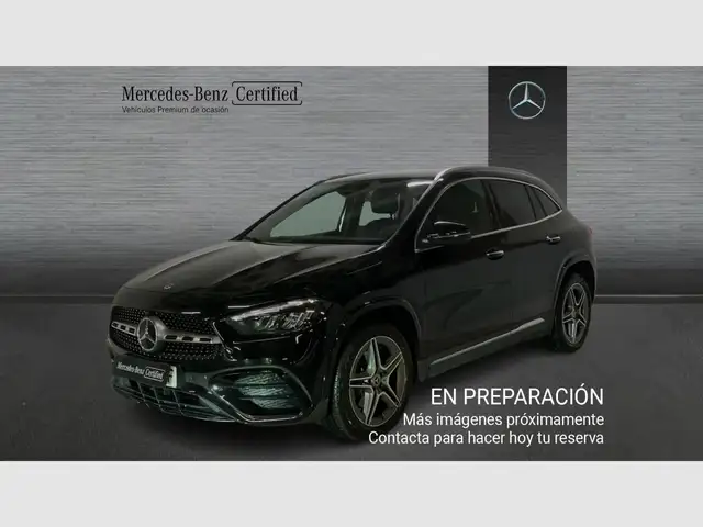 Mercedes-Benz GLA 250 250e