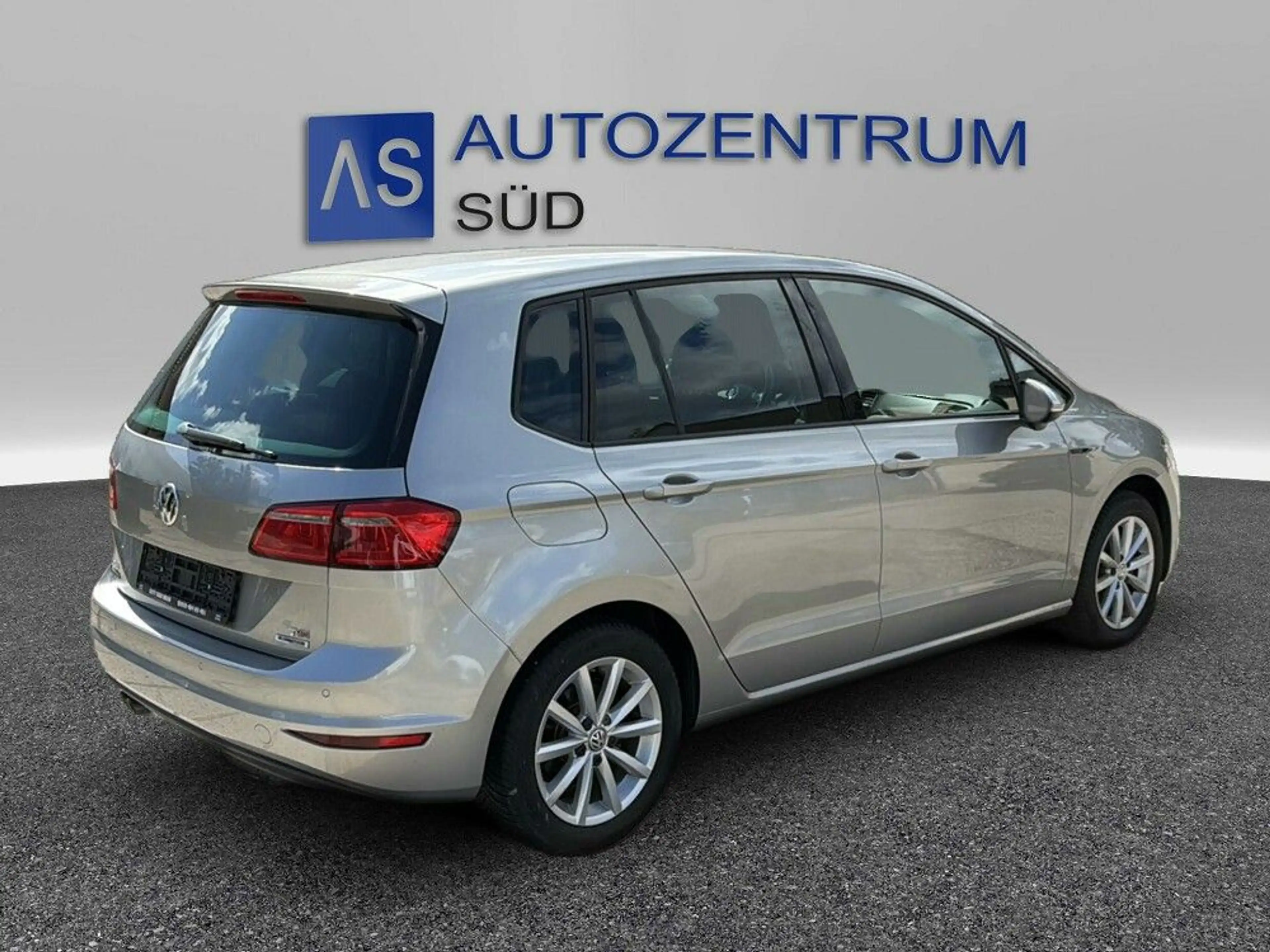 Volkswagen Golf Sportsvan Klimaautomatic PTS SHZ — photo 11