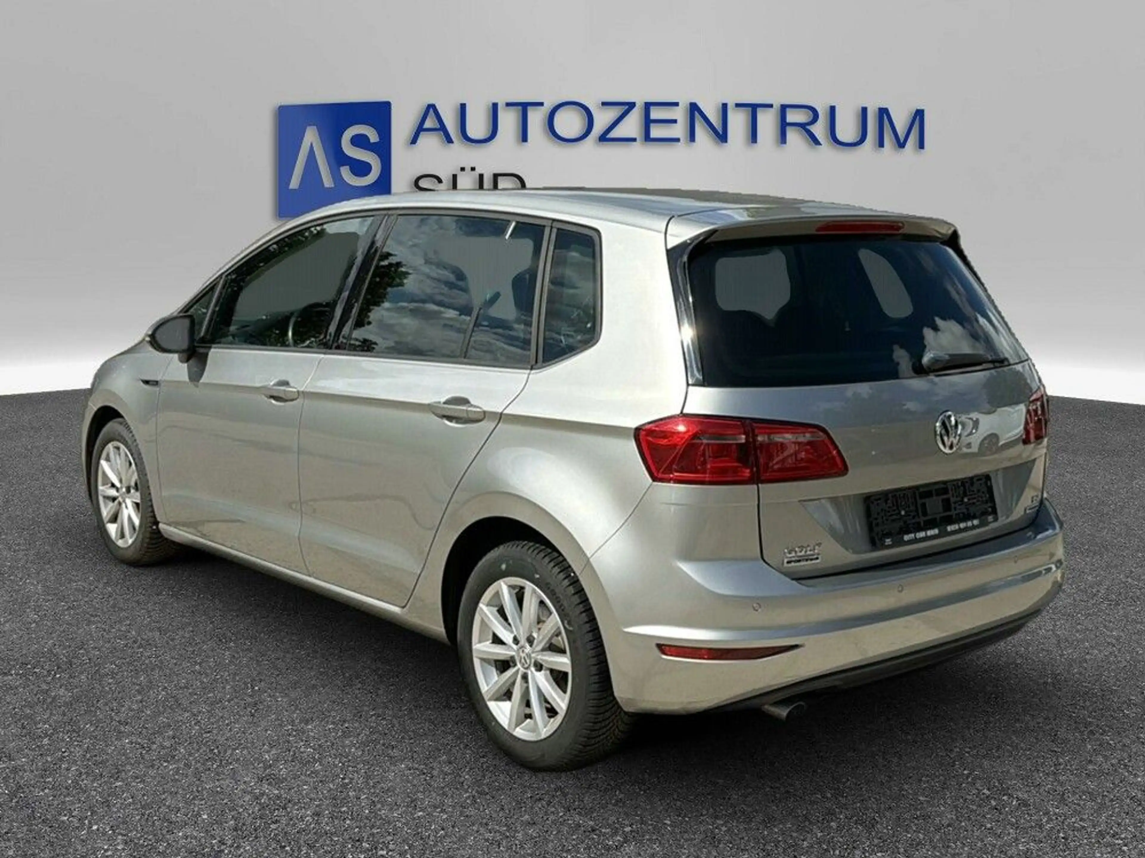 Volkswagen Golf Sportsvan Klimaautomatic PTS SHZ — photo 10