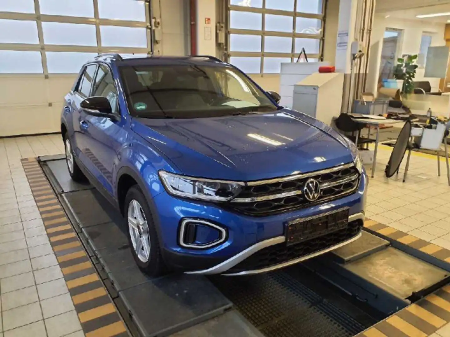 Volkswagen T-Roc 1.0 TSI Style NAVI BEATS ACC BlackStyle 18 Bleu - 2