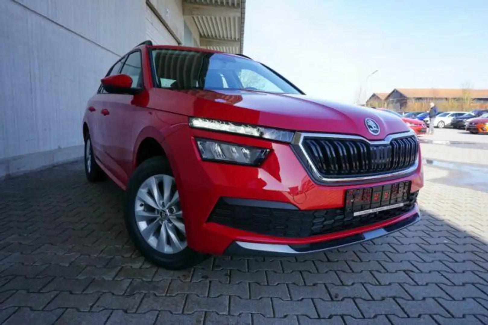 Skoda Kamiq 1.0TSI 85kW DSG AHK Navi/MirrorLink 1.Hd* Червоний - 1