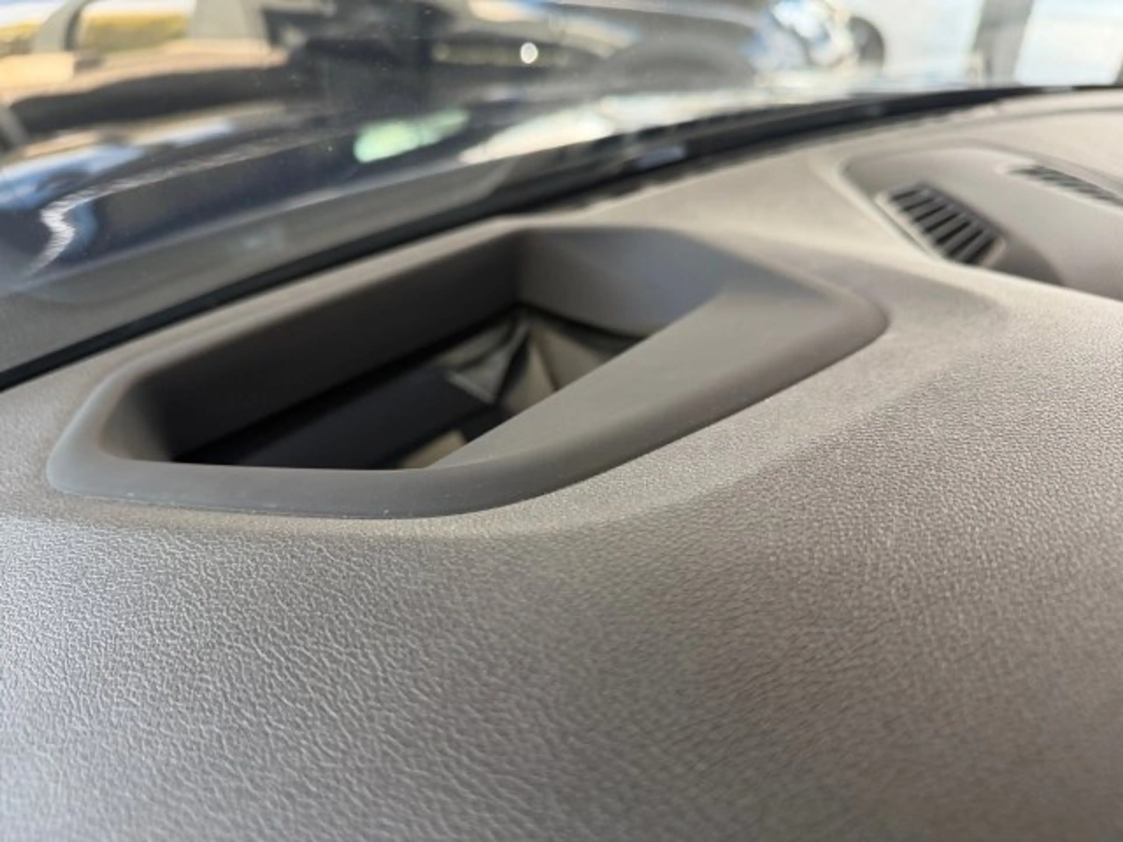 BMW 540 i 48 V Touring xD — photo 7