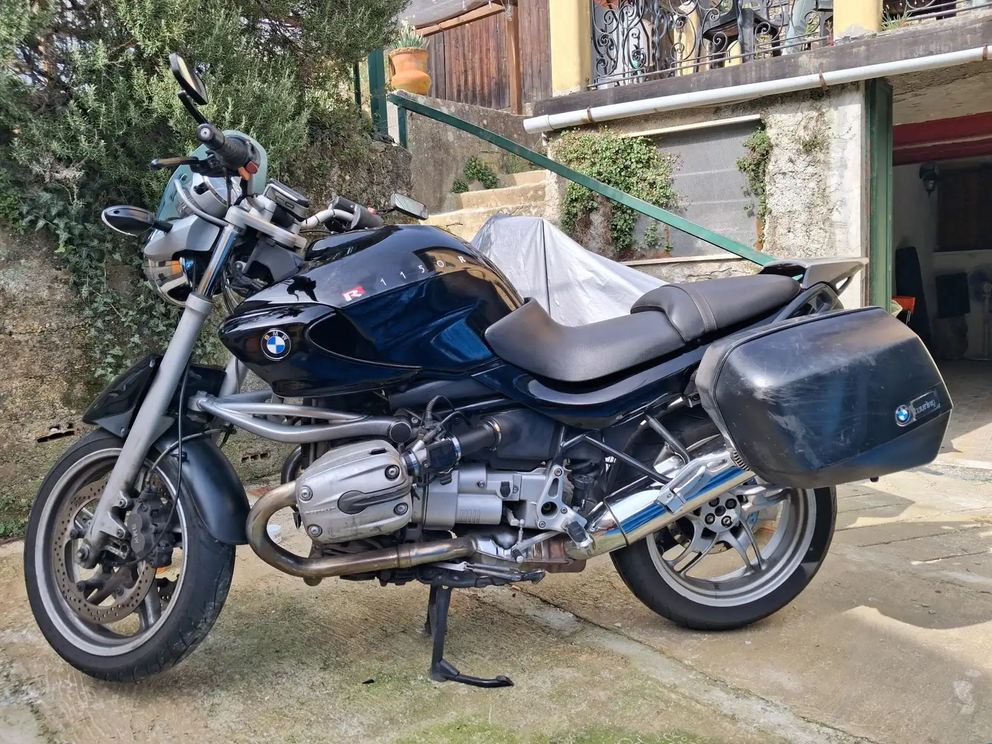 BMW R 1150 R Negro - 1