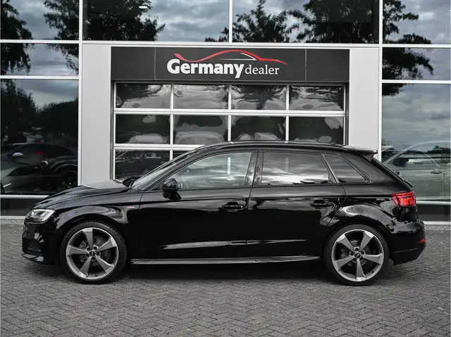 Audi A3 view 3