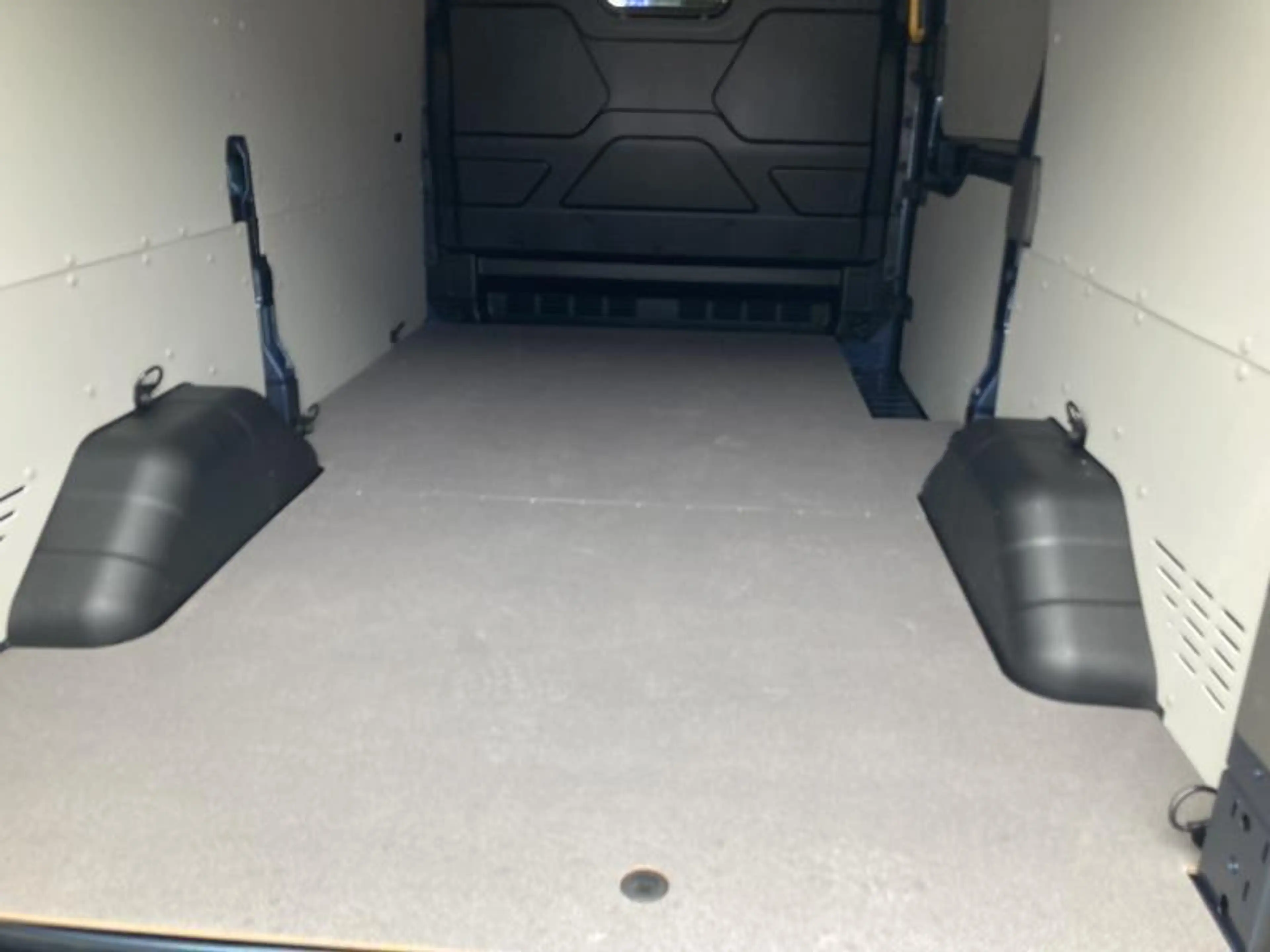 Ford E-Transit 2T 350M e-Transit L2 - Full Electric - 360° View F — photo 8