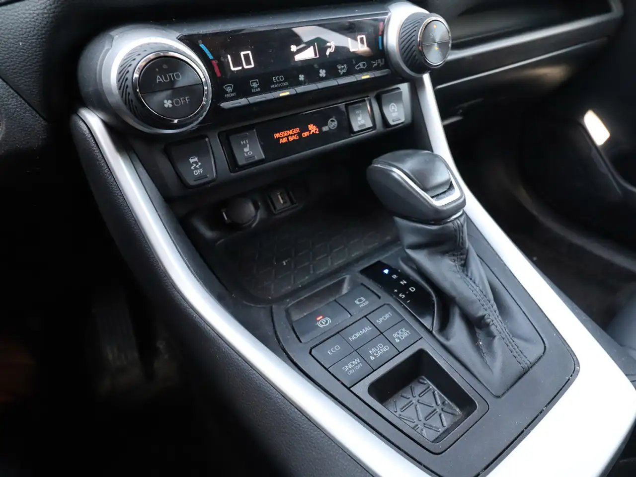 Toyota RAV 4 photo Toyota RAV 4