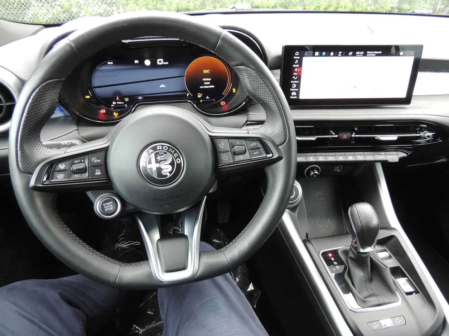 Alfa Romeo Tonale 1.6 Ti 130cv tct6 Schwarz - 2